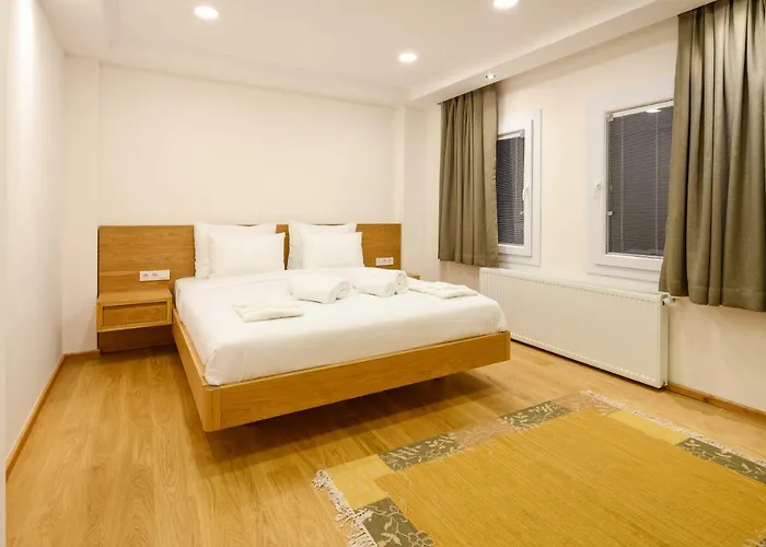 Luxury Beach House, Private Pool, Stunning Sunsets, Karpuz