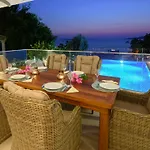 别墅 Luxury House, Private Pool, Stunning Sunsets, Karpuz Camlik (Bodrum)
