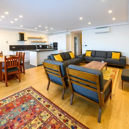 Luxury House, Private Pool, Stunning Sunsets, Karpuz 别墅 *